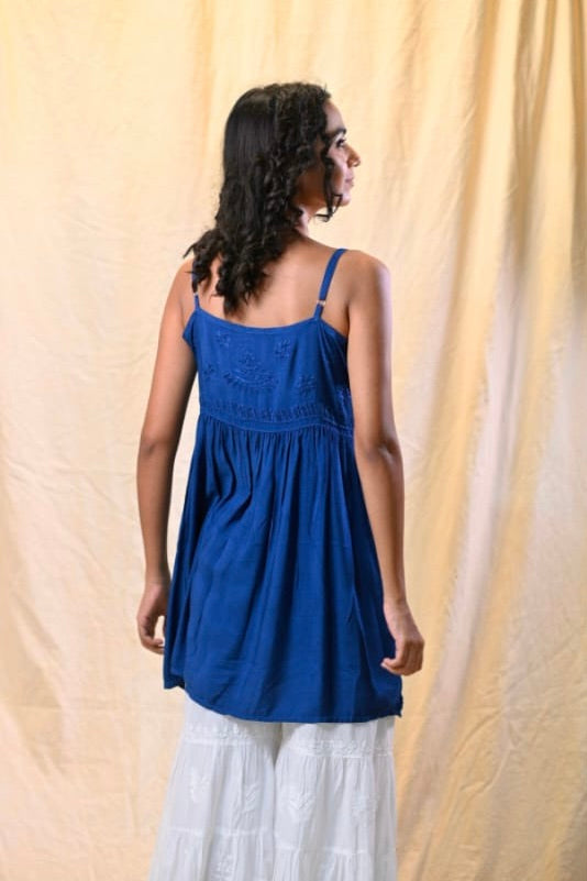 Blue Linen Short Top – Lucknowi Chikankari