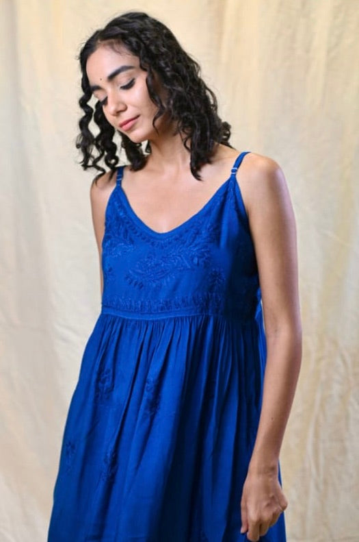 Blue Linen Short Top – Lucknowi Chikankari
